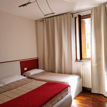 Casa Vacanze La Torre أوريو آل سيريو المظهر الخارجي الصورة
